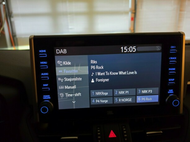 toyota-rav4-plug-in-petrol-2021-big-42