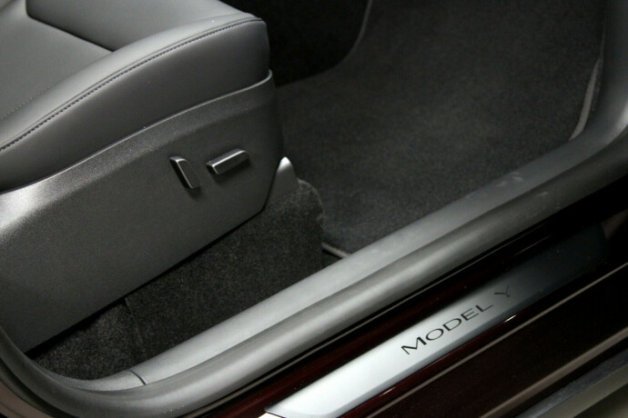 tesla-model-y-elektrisitet-2024-big-8