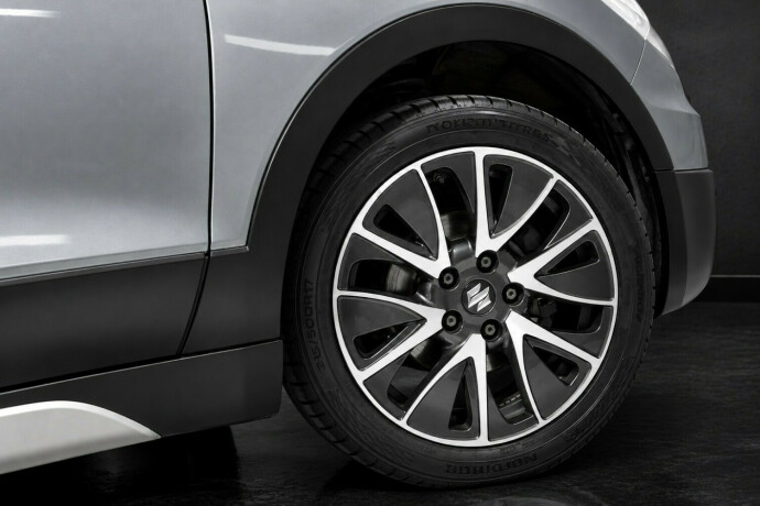 suzuki-sx4-s-cross-bensin-2015-big-22