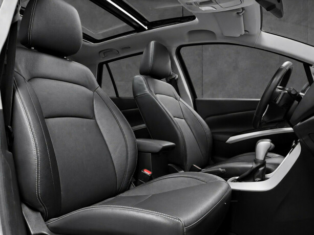 suzuki-sx4-s-cross-bensin-2015-big-6