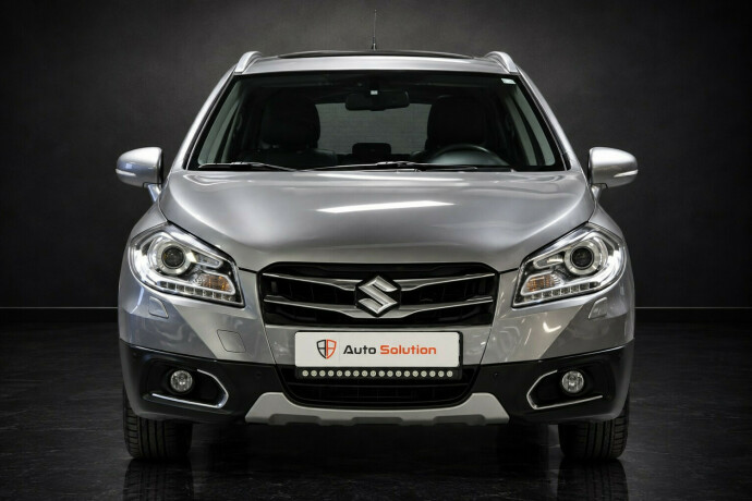 suzuki-sx4-s-cross-bensin-2015-big-2