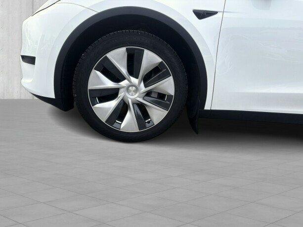 tesla-model-y-elektrisitet-2023-big-8