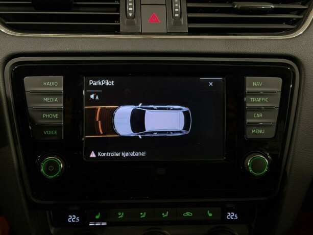 skoda-octavia-scout-bensin-2016-big-21