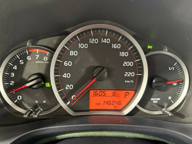 toyota-yaris-bensin-2012-big-30