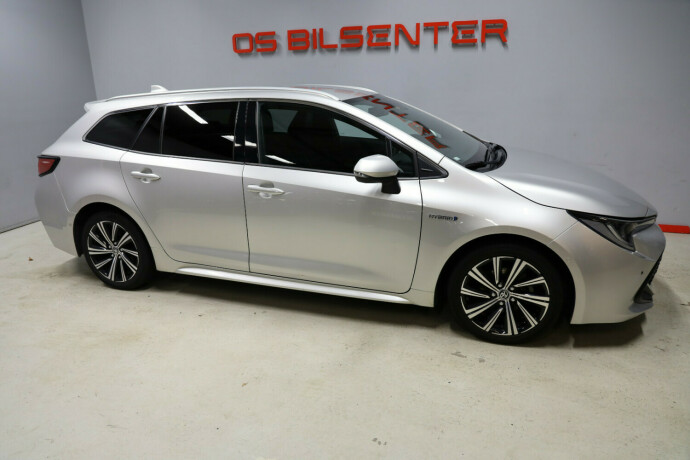 toyota-corolla-elektrisitetbensin-2020-big-1
