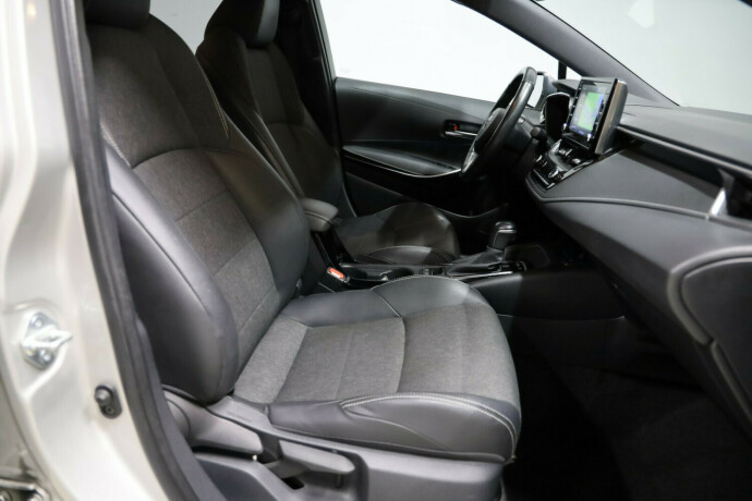 toyota-corolla-elektrisitetbensin-2020-big-9