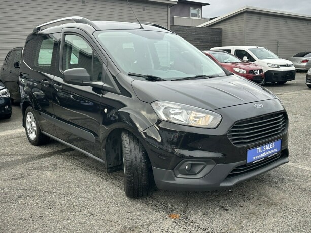 ford-transit-courier-diesel-2024-big-0