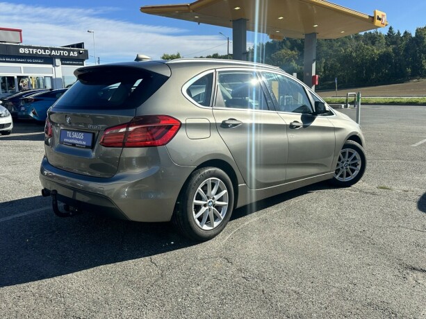 bmw-218d-diesel-2015-big-4