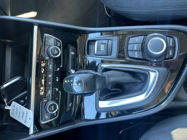 bmw-218d-diesel-2015-big-7