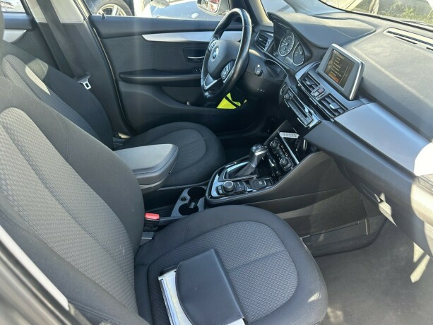 bmw-218d-diesel-2015-big-12