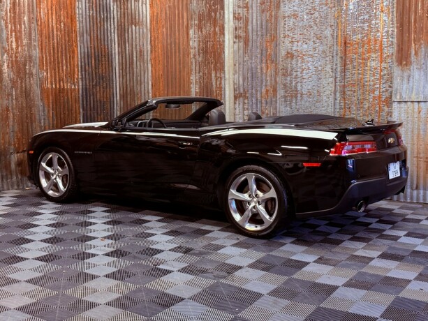 chevrolet-camaro-bensin-2014-big-10