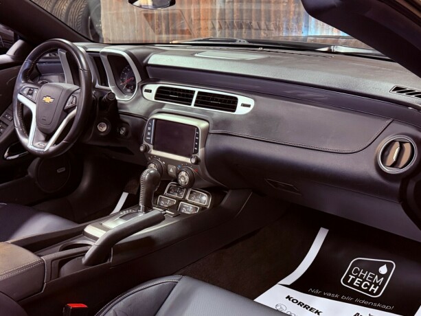 chevrolet-camaro-bensin-2014-big-32