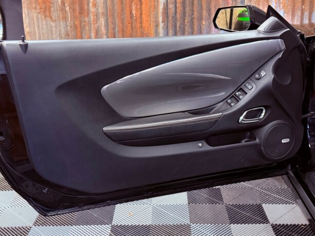 chevrolet-camaro-bensin-2014-big-21