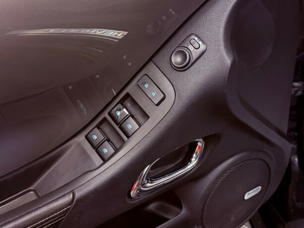 chevrolet-camaro-bensin-2014-big-22