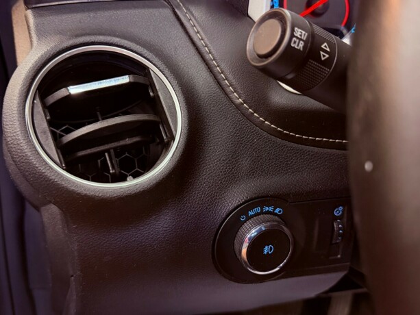 chevrolet-camaro-bensin-2014-big-26