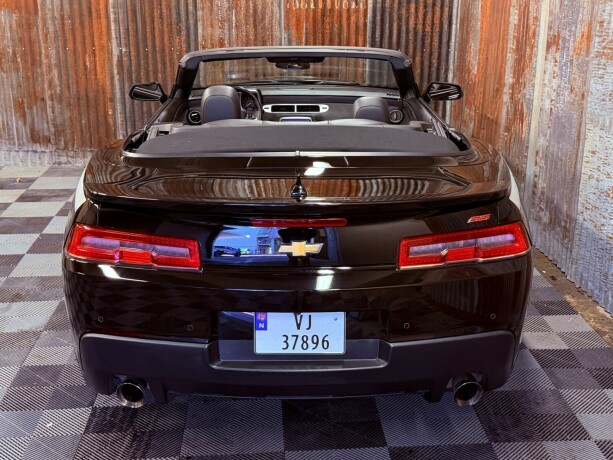 chevrolet-camaro-bensin-2014-big-16