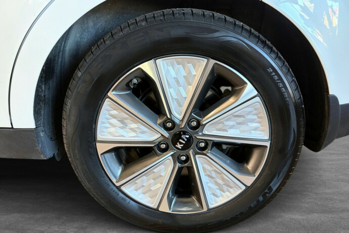 kia-e-soul-elektrisitet-2020-big-32