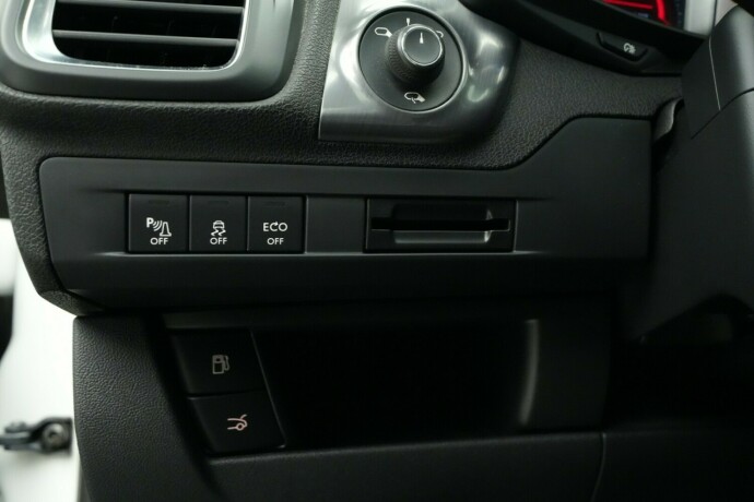 citroen-ds5-diesel-2013-big-32