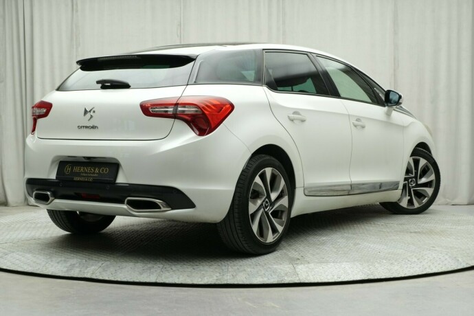 citroen-ds5-diesel-2013-big-7