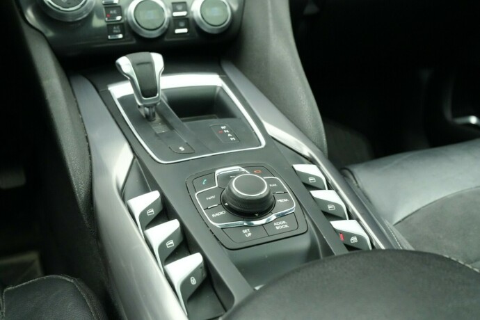 citroen-ds5-diesel-2013-big-40