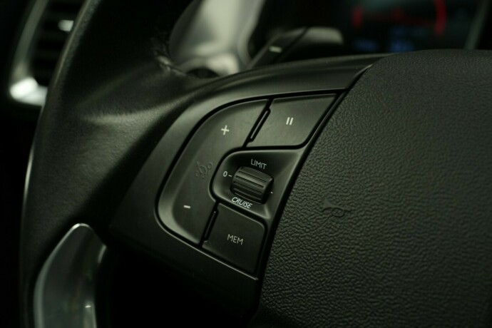 citroen-ds5-diesel-2013-big-26