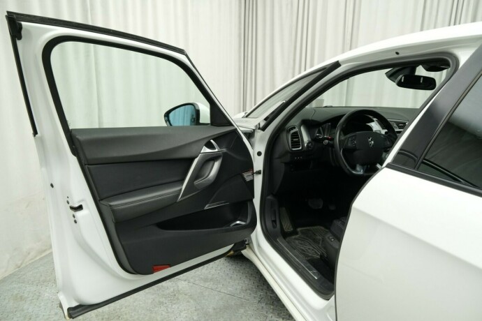 citroen-ds5-diesel-2013-big-14