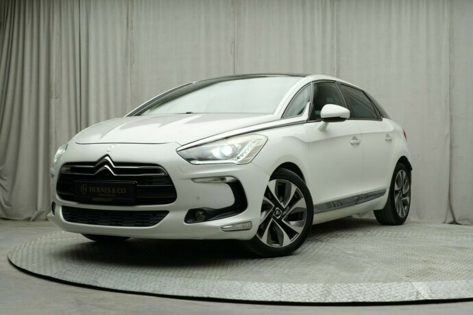 citroen-ds5-diesel-2013-big-0
