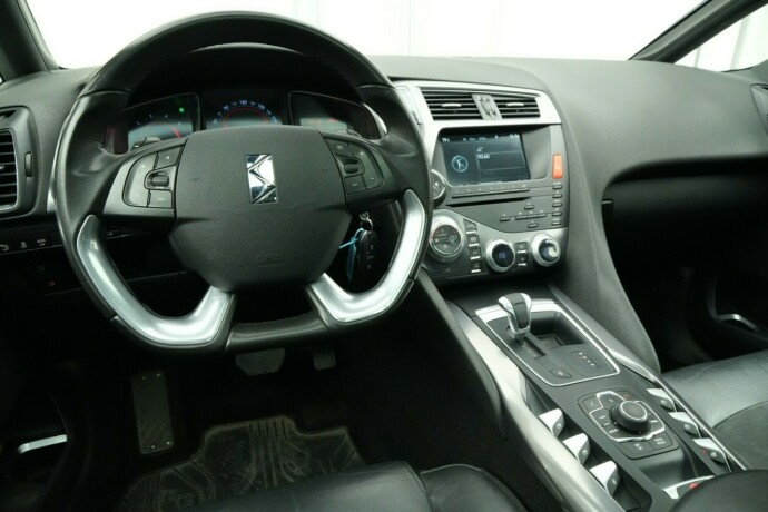citroen-ds5-diesel-2013-big-23