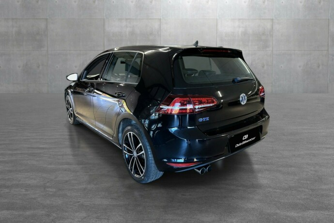 volkswagen-golf-vii-elektrisitetbensin-2016-big-3