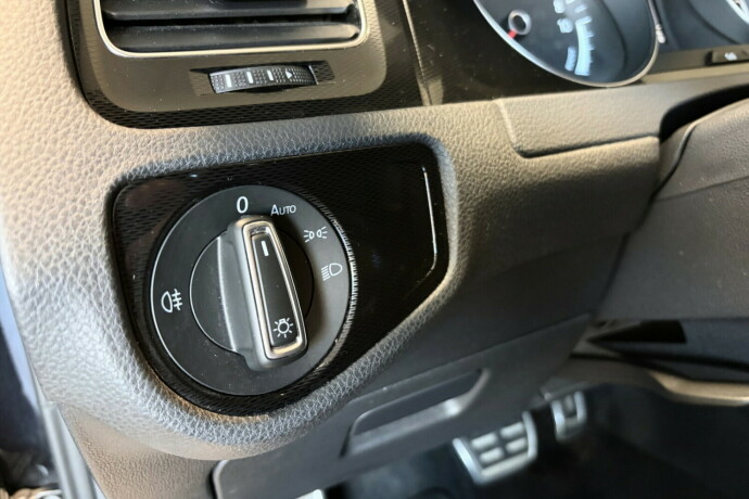 volkswagen-golf-vii-elektrisitetbensin-2016-big-28