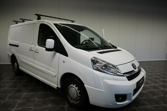 toyota-proace-diesel-2015-big-1