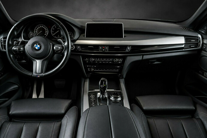 bmw-x5-elektrisitetbensin-2019-big-7
