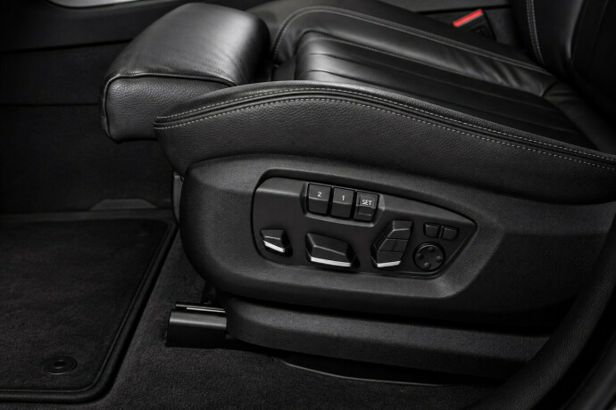 bmw-x5-elektrisitetbensin-2019-big-15