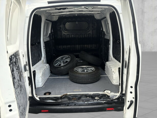 nissan-e-nv200-elektrisitet-2021-big-8