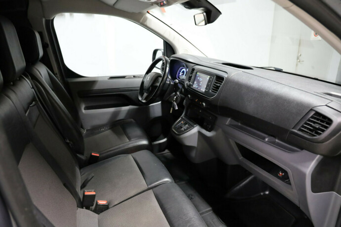 peugeot-e-expert-elektrisitet-2021-big-6