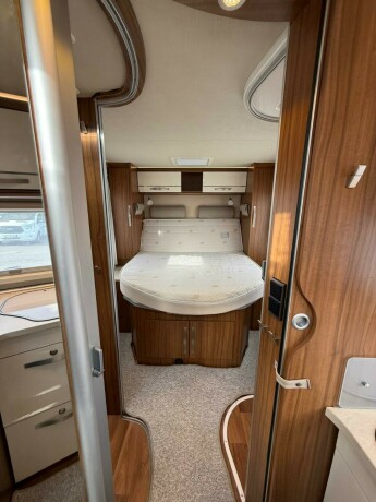 hymer-ex-598-b-f248rerkort-mulighet-queensbed-senkeseng-truma-kombi-stort-kj248leskap-lettkj248rt-diesel-2017-big-59