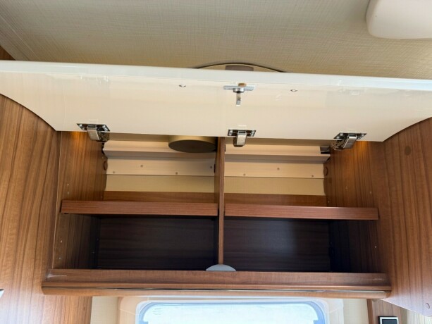 hymer-ex-598-b-f248rerkort-mulighet-queensbed-senkeseng-truma-kombi-stort-kj248leskap-lettkj248rt-diesel-2017-big-35