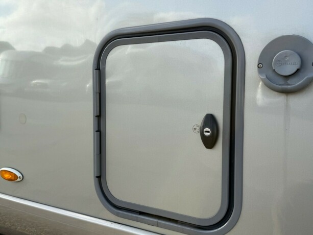 hymer-ex-598-b-f248rerkort-mulighet-queensbed-senkeseng-truma-kombi-stort-kj248leskap-lettkj248rt-diesel-2017-big-80