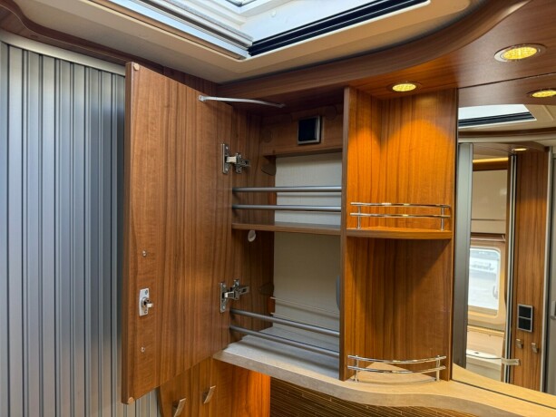 hymer-ex-598-b-f248rerkort-mulighet-queensbed-senkeseng-truma-kombi-stort-kj248leskap-lettkj248rt-diesel-2017-big-58