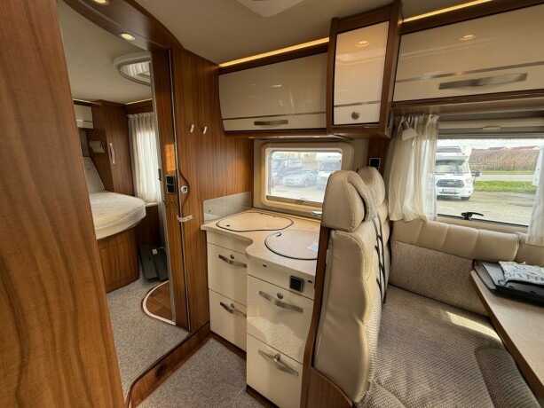 hymer-ex-598-b-f248rerkort-mulighet-queensbed-senkeseng-truma-kombi-stort-kj248leskap-lettkj248rt-diesel-2017-big-32