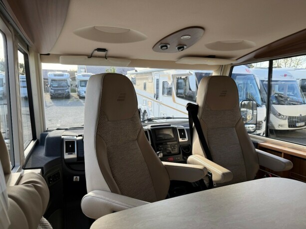 hymer-ex-598-b-f248rerkort-mulighet-queensbed-senkeseng-truma-kombi-stort-kj248leskap-lettkj248rt-diesel-2017-big-22