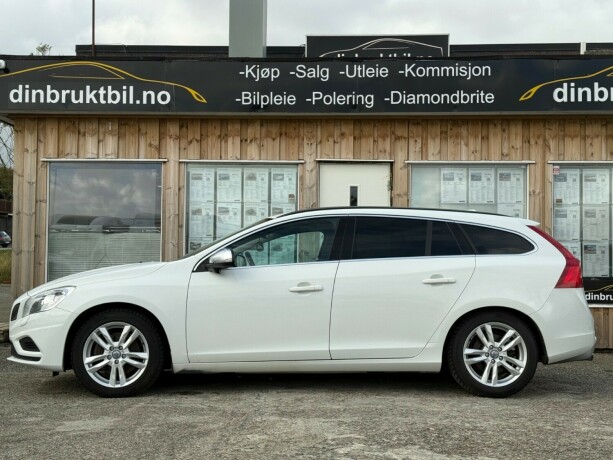 volvo-v60-diesel-2012-big-2