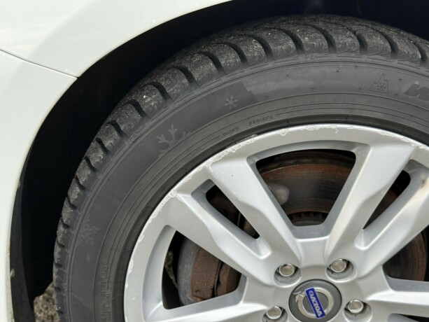 volvo-v60-diesel-2012-big-36