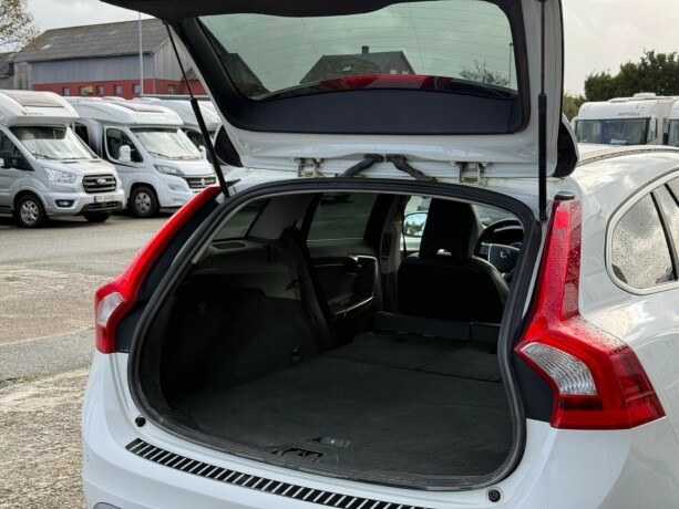 volvo-v60-diesel-2012-big-32