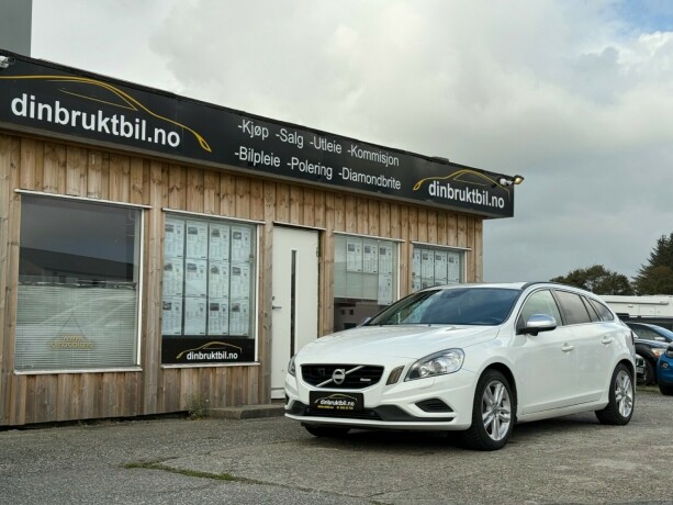 volvo-v60-diesel-2012-big-0
