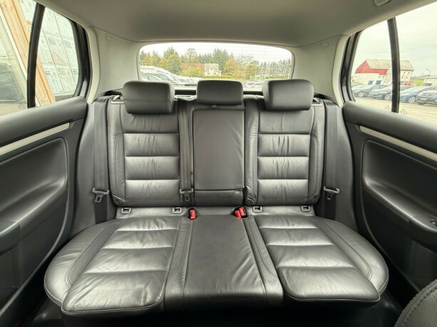 volkswagen-diesel-2009-big-23