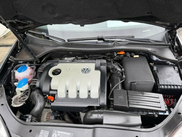 volkswagen-diesel-2009-big-37