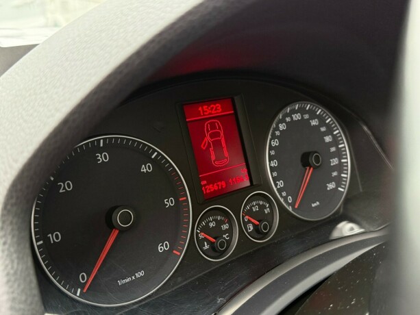 volkswagen-diesel-2009-big-18