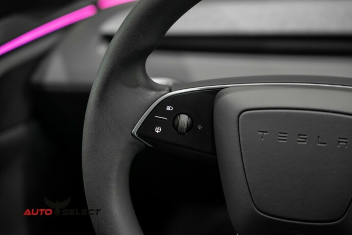 tesla-model-y-elektrisitet-2025-big-33