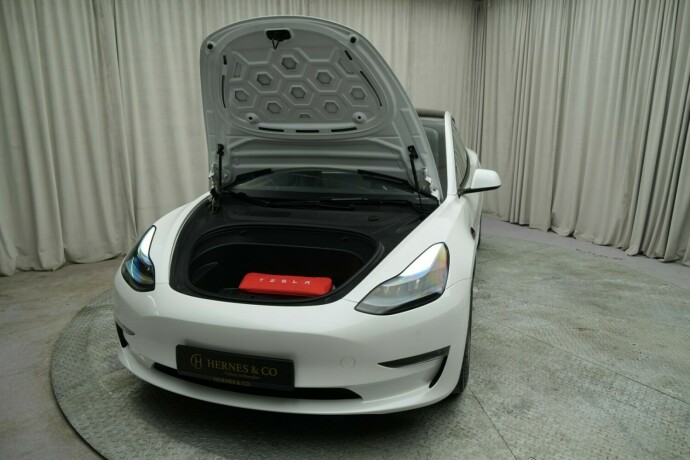 tesla-model-3-elektrisitet-2023-big-14